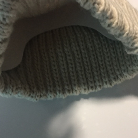 Ben Sherman Knit Hat - Picture 3 of 9